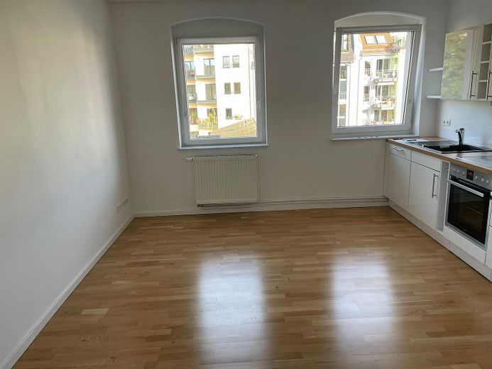 Helle hochwertig renovierte Altbau-Wohnung Nähe Prenzlauer Berg – Wohnküche