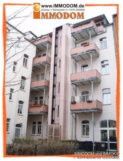Schön geschnittene 3-Zimmer-Wohnung mit EINBAUKÜCHE, Personenaufzug, BALKON und Gäste-WC zu vermieten! – Balkonansicht