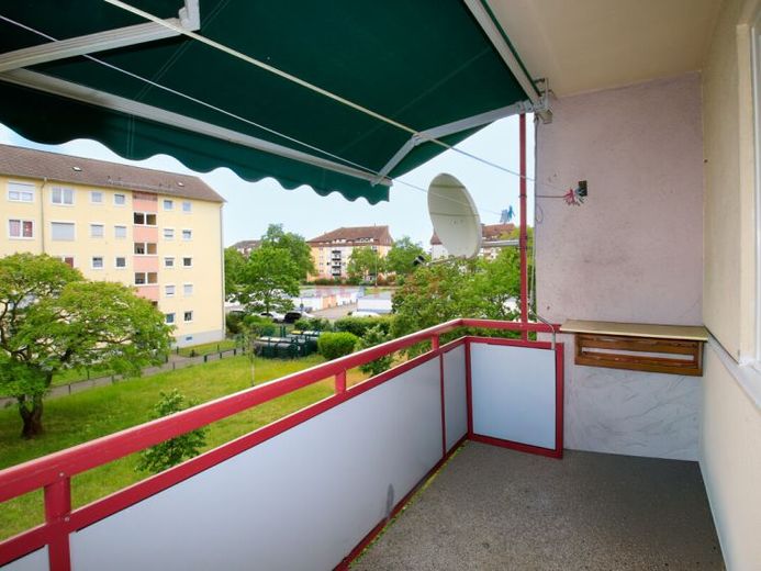 Gepflegte Eigentumswohnung – Balkon, Stellplatz und gute Wohnlage – Foto 1