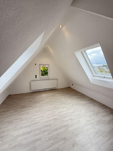 Helles Dachgeschoss Ansicht 2