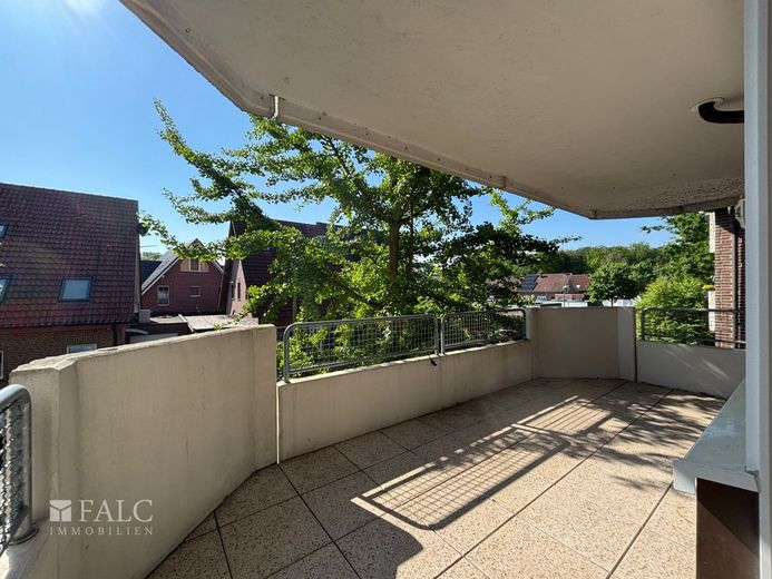 Ruhig gelegene Eigentumswohnung mit zwei Balkonen und eigener Garage in Dorsten-Wulfen – Balkon