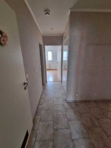 3 Zi Whg mit EBK in ruhiger Lage von Röthenbach – Flur
