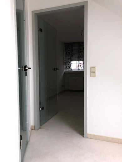Maisonette mit gehobener Ausstattung und Tiefgarage (Nutzfläche ca. 60m²) – Galerie