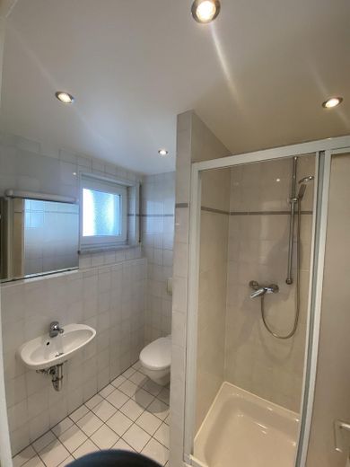 Schönes Haus in Miesbach – EG, WC+Dusche