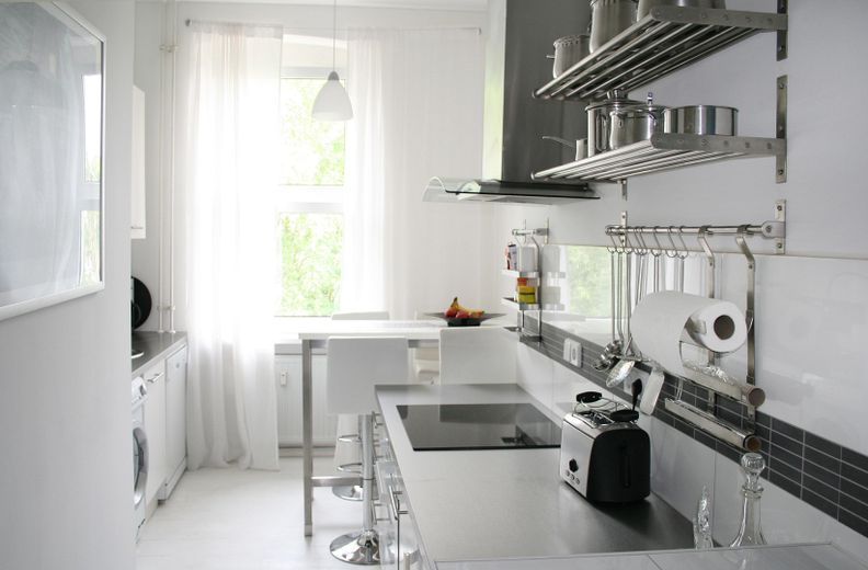 Charmante Gründerzeitwohnung mit originalem Kachelofen – फोटो 17