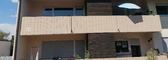 شقة مشرقة من 3.5 غرف مع شرفتين - بدون عمولة – Südbalkon auf linker Hälfte 