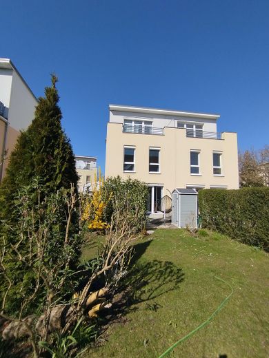 Family-friendly modern semi-detached house in a quiet development on the Havel – Haus Gartenseite Südlage