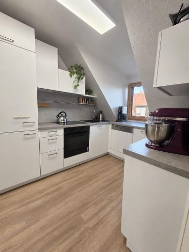Appartement 3 pièces bien entretenu à Neunkirchen am Brand – Küche