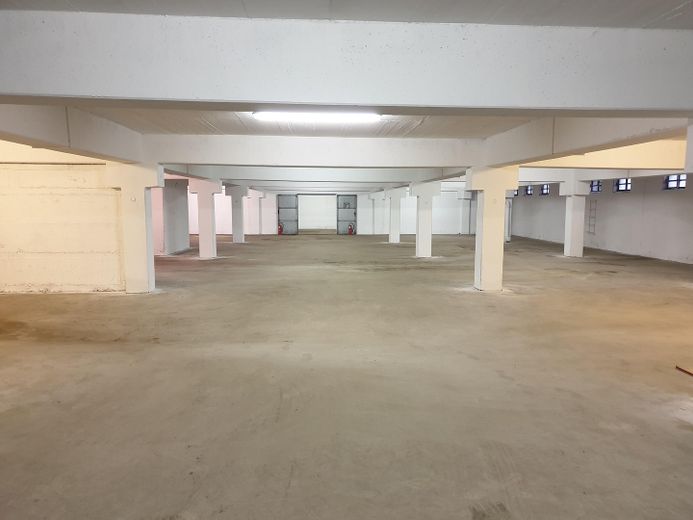 Attraktive Lagerfläche (100 m²) in Furth im Wald – Flexibel nutzbar – Foto 1