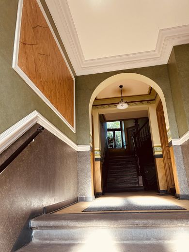 Bezaubernde und renditestarke Kapitalanlage in Leipzig-Gohlis – Treppenhaus
