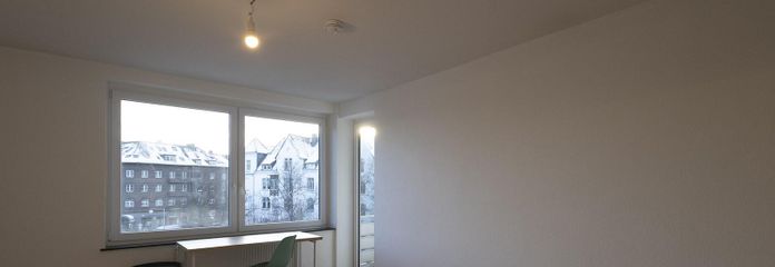 19qm Zimmer + Balkon (7,2 qm)