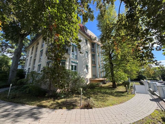 popüler bir yerleşim bölgesinde, TG otopark yeri dâhil kiracılı 3 odalı kat mülkiyetli daire – Fotoğraf 1