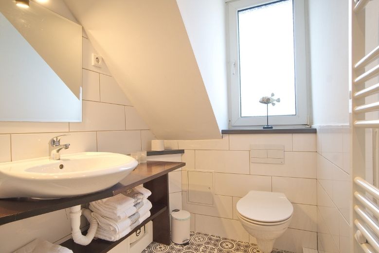 Erstbezug: Neu renovierte und ansprechend eingerichtete Wohnung in ruhiger, zentraler Wohnlage, Internetzugang vorhanden – 893aa3b2f80b6f517b4fe6f5dff28c527cf1535e.jpg