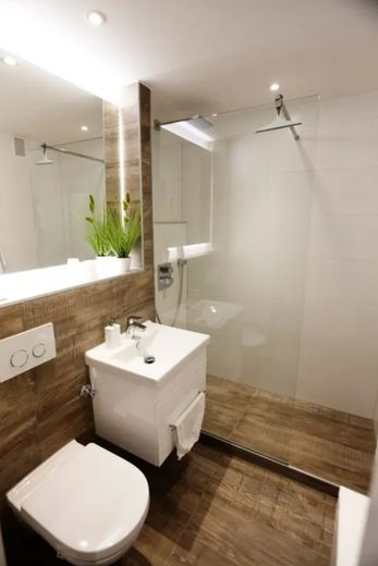 Möblierte 1-Zimmer-Wohnung in Schwabing-West mit Aufzug – IMG_1117.JPG