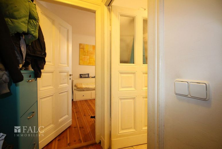 Zentrale Lage, sichere Mieteinnahmen - Gepflegte Wohnung als Investment – Flur