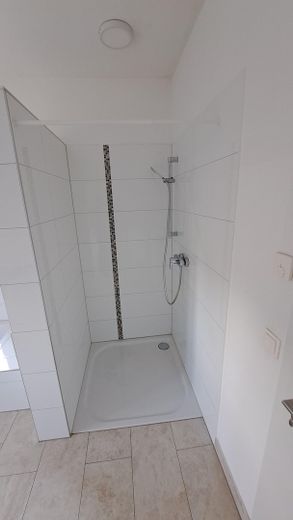Wohnen am Freibad  Wallboxready – Bad OG