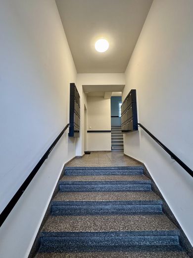 Appartement 1 pièce disponible immédiatement, de particulier à particulier, à Kreuzberg – près de Bergmannstraße & Viktoriapark – Hausflur