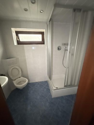 Duschbad im Souterrain