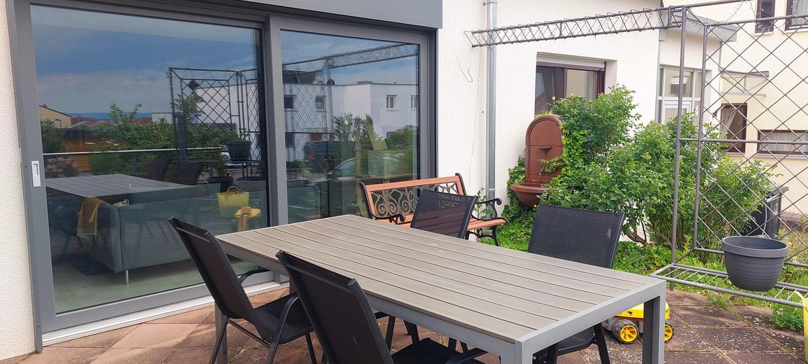 Lichtdurchflutetes Zweifamilienwohnhaus, komplett saniert 2021 in ruhiger Lage von Herrenberg – Foto 4