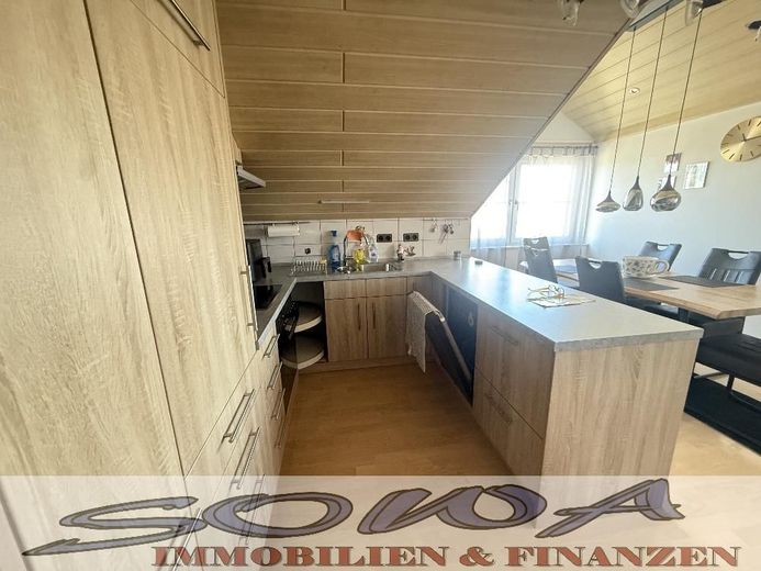 Charmante Dachgeschosswohnung mit Balkon, Garten &amp; Garage in Königsmoos - Ein Objekt von Ihrem Immobilienpartner SOWA Immobilien und Finanzen – Bild 8