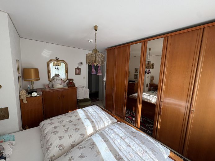 Wiesbaden’de 3 odalı daire – Schlafzimmer