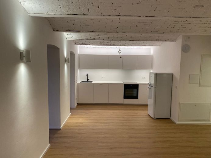 Luxuriöse 2-Zimmer Wohnung im EG mit Garten im Paulusviertel – Küche