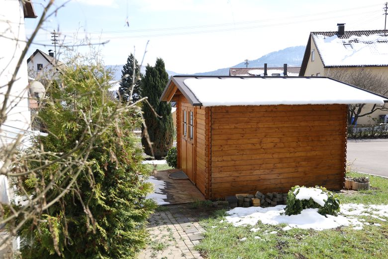Sanierte 2.5-Zi-Wohnung mit Einbauküche, Terrasse, Garten + Gartenhütte in Waldstetten – Foto 26