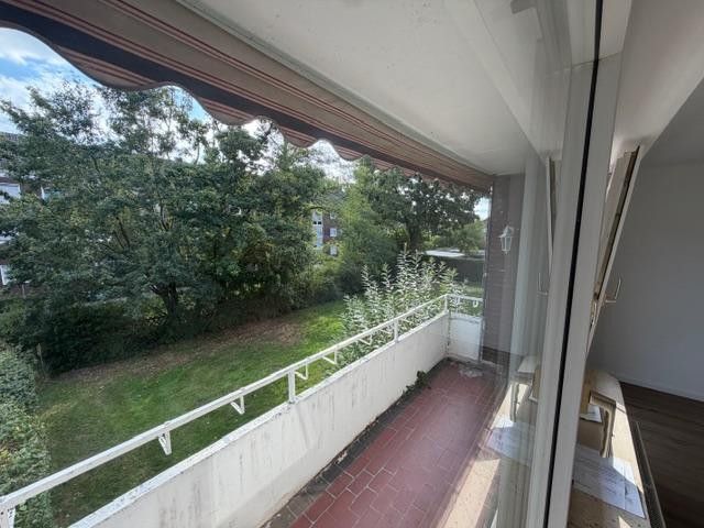 78 qm, herrliche und lichtdurchflutete 3 ZKB mit Balkon im 1.OG, Emsnähe – Blick vom Balkon