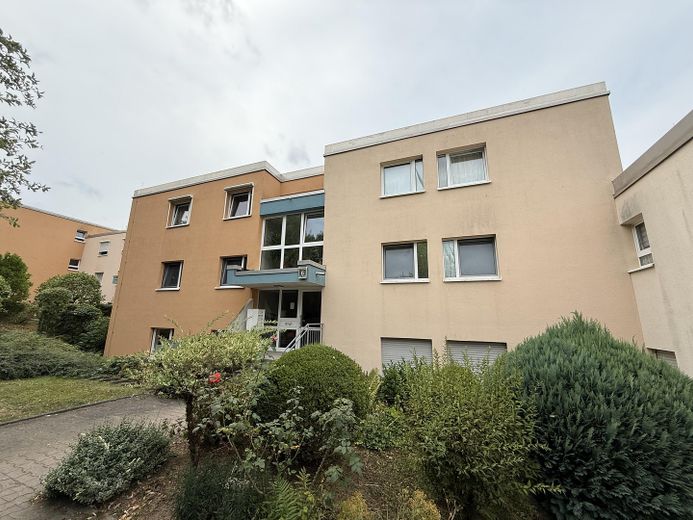Königstein. Attraktive 4-Zimmerwohnung in Laufnähe zur Innenstadt – Ansicht