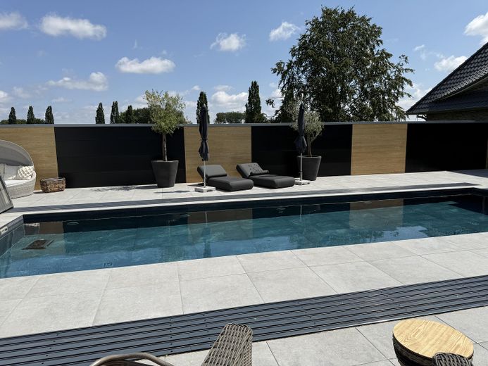 Großzügiges Einfamilienhaus mit Pool – फोटो 21
