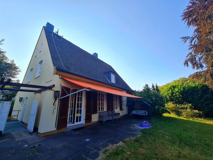 Familienparadies - großzügiges EFH mit Garten – Foto 7