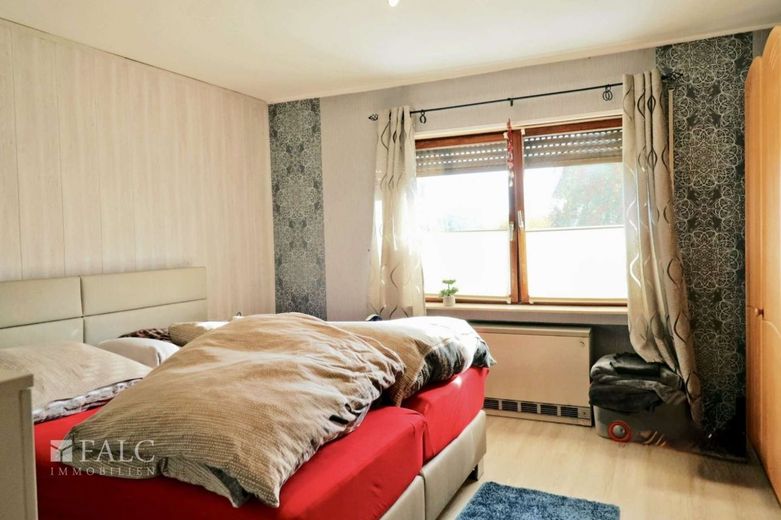 Schlafzimmer, original