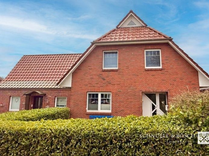 Einfamilienhaus auf großem Grundstück in der Nähe von Stade-Haddorf – Foto 1