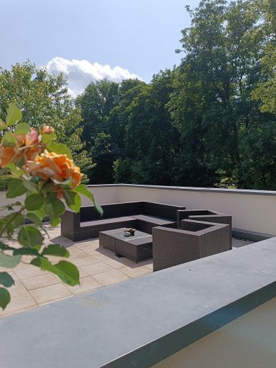 Dachterrasse auf Garagen