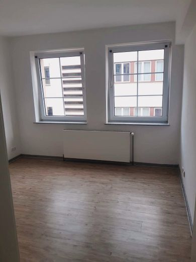 100 m² Wohnkomfort mitten in Hagen – 4 Zimmer, 2 Bäder & hochwertige Nobilia-Küche – Schlafzimmer