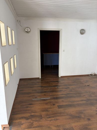 Bright commercial space with shop windows, 83 sq m, in Sachsenheim – Photo 7