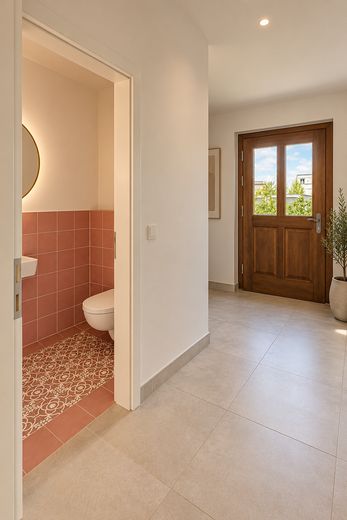 Jungfernsee'deki Belvedere'de yaşam – Güneş alan güney bahçeli şık yarı müstakil ev – EIngangsbereich/Gäste WC