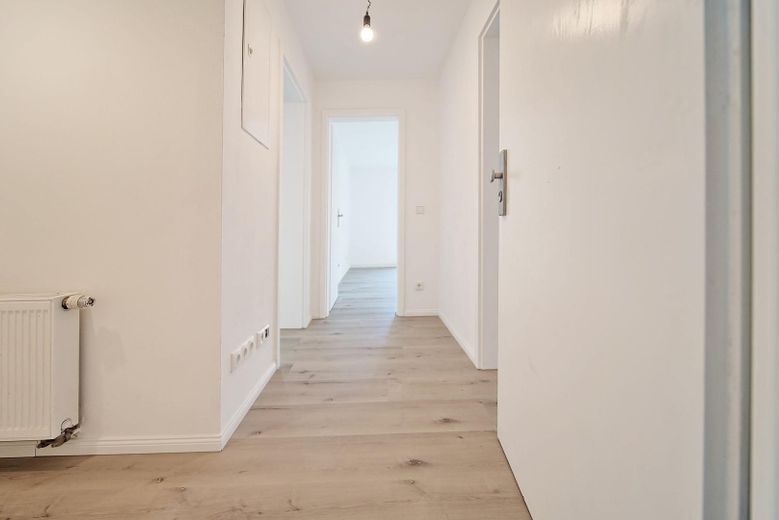 Appartamento maisonette con terrazza, giardino e balcone – senza provvigione ad Alterlangen – Foto 32