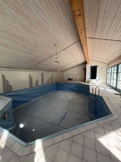 Pool EG (2/2)