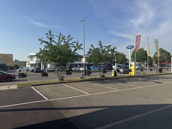 Zentrales Ladengeschäft oder Büro in bester Lage – फोटो 4