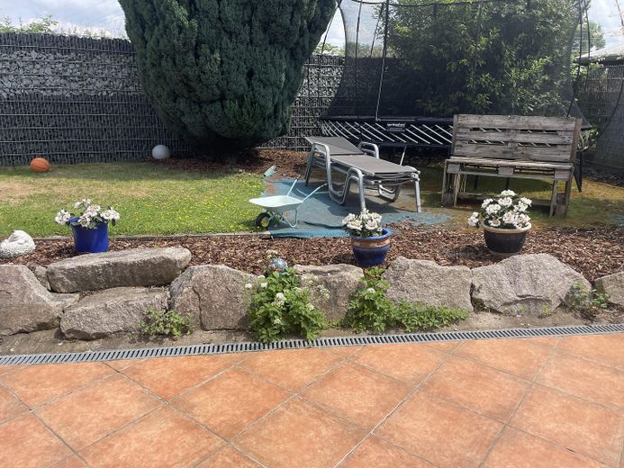 Blick Essbereich zum Garten