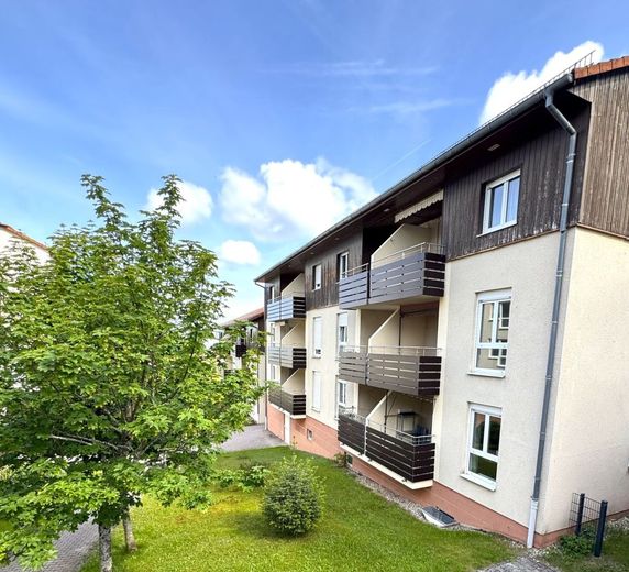 Wie Urlaub: 1-Zimmer Wohnung mit Balkon und Garage – Außenansicht