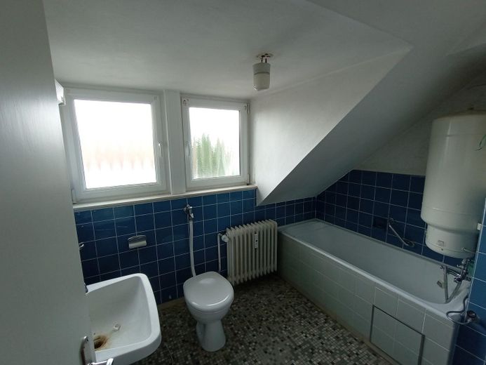 Wohnung DG Badezimmer