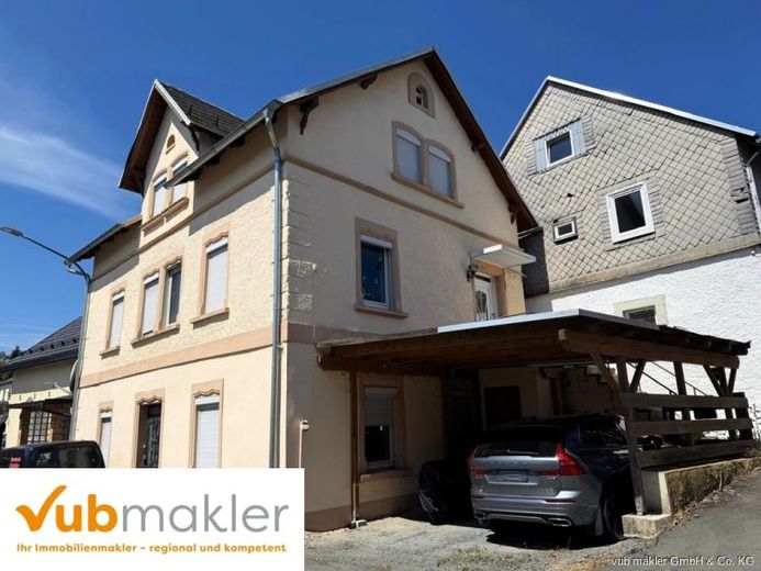 Einfamilienhaus mit zwei Eingängen, Terrasse und Entwicklungspotenzial in Enchenreuth – फोटो 1
