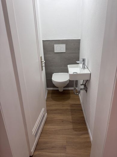 Wunderschöne sanierte 4,5 Zimmer in ruhiger Lage von Hagen-Haspe – Gäste-WC