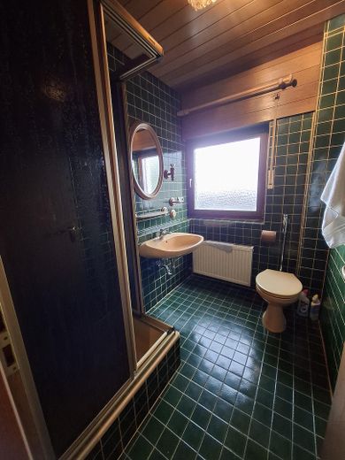 Straordinaria casa bifamiliare a schiera Nürnberg Eibach senza provvigione – Badezimmer 1.OG
