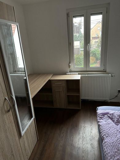 Habitación amueblada en una buena ubicación de S-Wangen – Zimmer