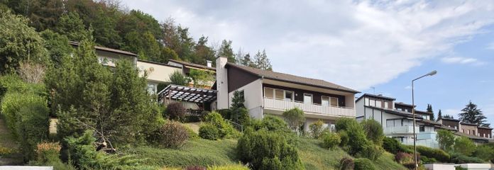 Provisionsfrei: Großzügiges Einfamilienhaus in ruhiger Aussichtslage mit teilbarem Großgrundstück – Großes teilbares Grundstück