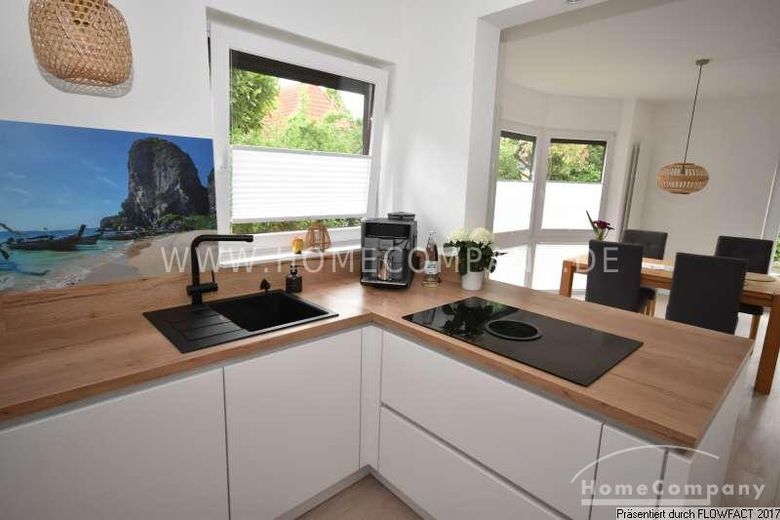 Casa indipendente con terrazza e posti auto – 7c86c69fb9bffb17a9269e985d1a807bbf6e0f13.jpg