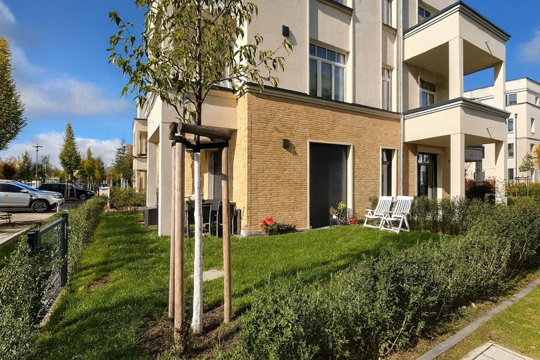 seitliche Hausansicht